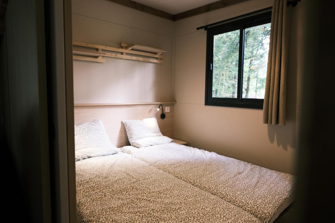 Lodge Avec Spa Privatif - Foret Et Lac Liginiac Esterno foto
