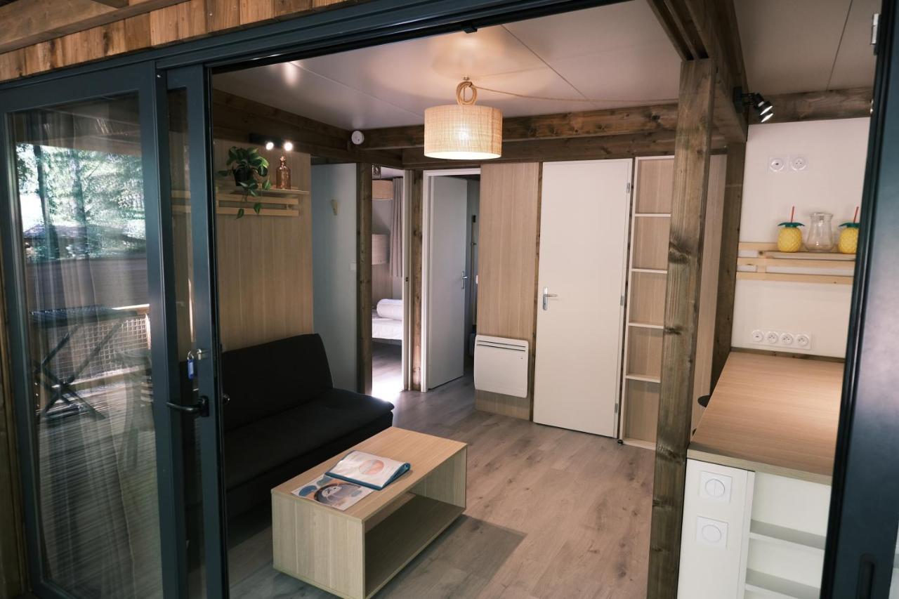 Lodge Avec Spa Privatif - Foret Et Lac Liginiac Esterno foto