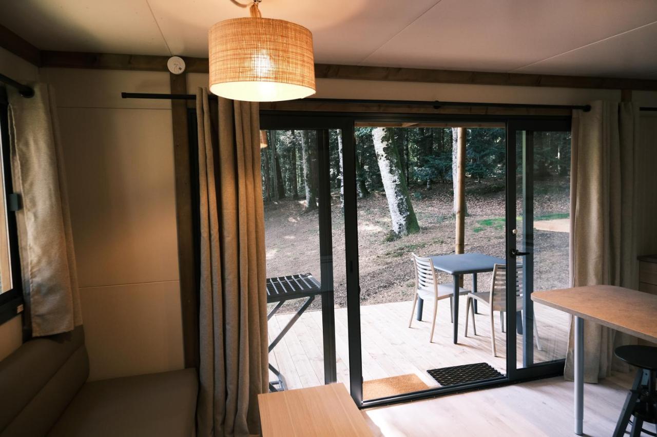 Lodge Avec Spa Privatif - Foret Et Lac Liginiac Esterno foto