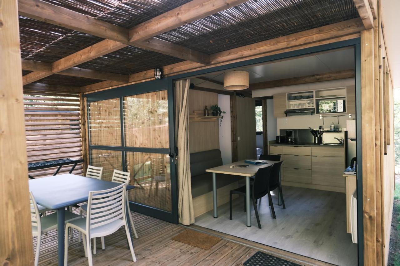 Lodge Avec Spa Privatif - Foret Et Lac Liginiac Esterno foto
