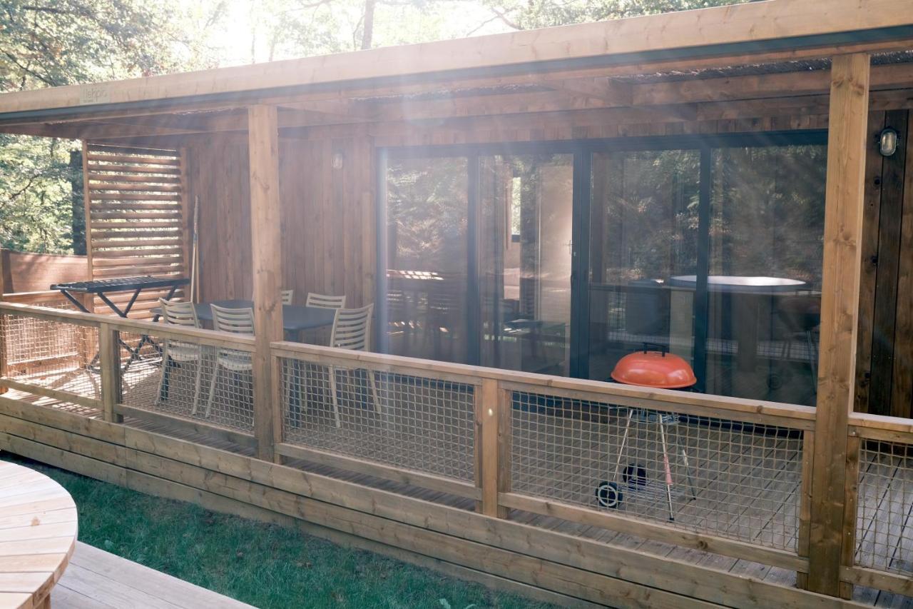 Lodge Avec Spa Privatif - Foret Et Lac Liginiac Esterno foto